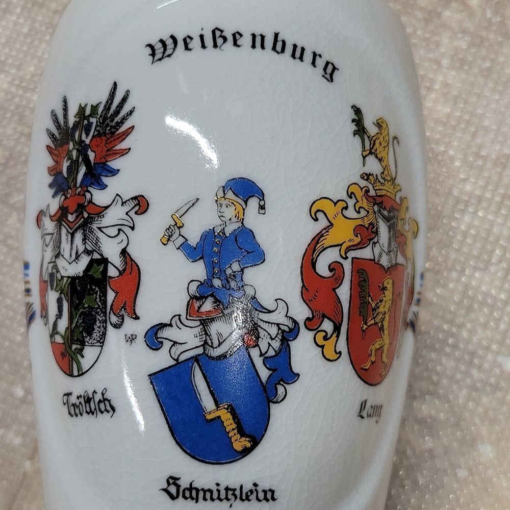 WEISSENBURG PILSNER BEER STEINS PAIR OF 2 (VINTAGE 1992, 1993) WEIHNACHTEN - Picture 2 of 6